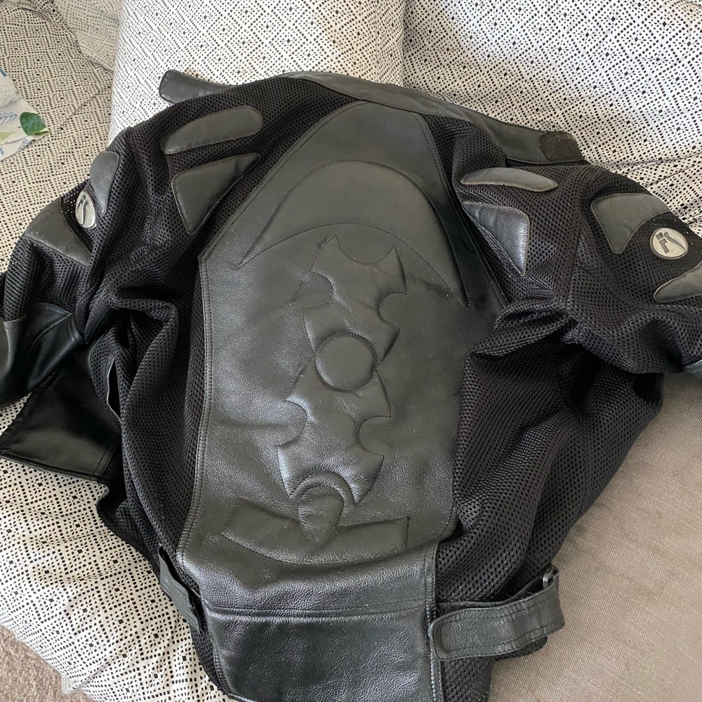 Mens Fieldsheer motorcycle jacket. 44/54